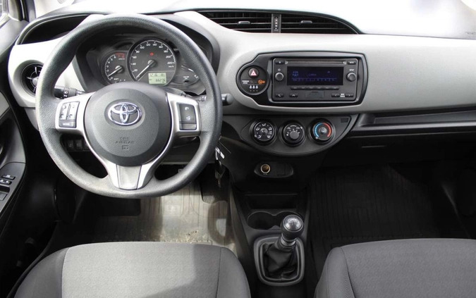 Toyota Yaris cena 49900 przebieg: 66276, rok produkcji 2017 z Choroszcz małe 277